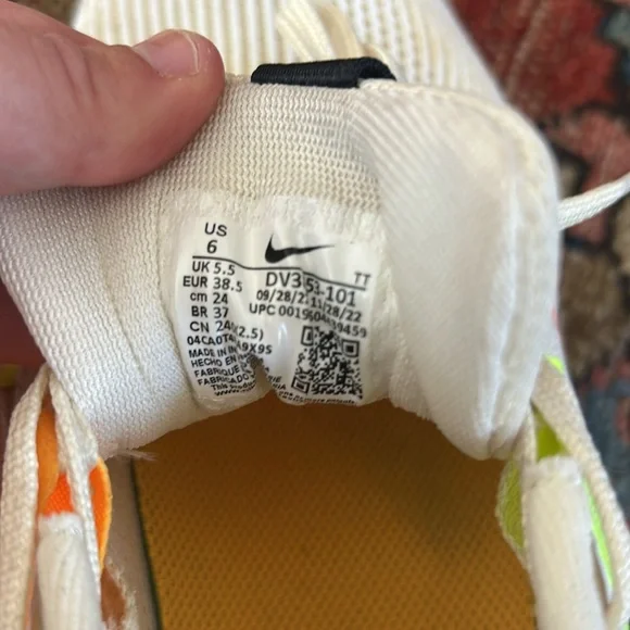 Nike Men's Air Zoom Pegasus 40 Road Running Shoes - Picture 5 of 5